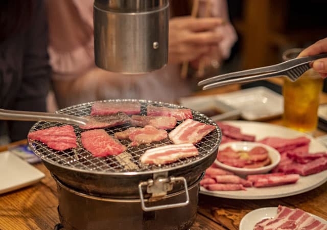 煙・ニオイ・火気対策がカギ!焼肉屋内装の成功ポイント